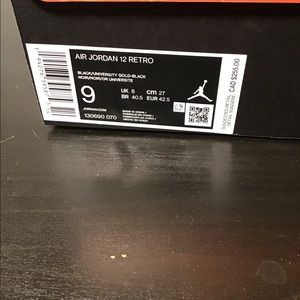 Air Jordan 12 University gold